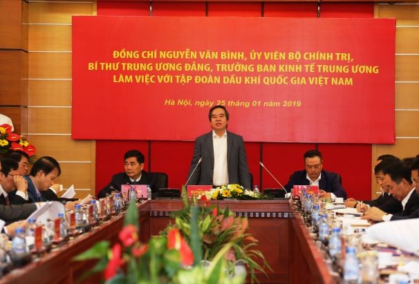 trưởng ban kinh tế làm việc với PVN - ảnh 1