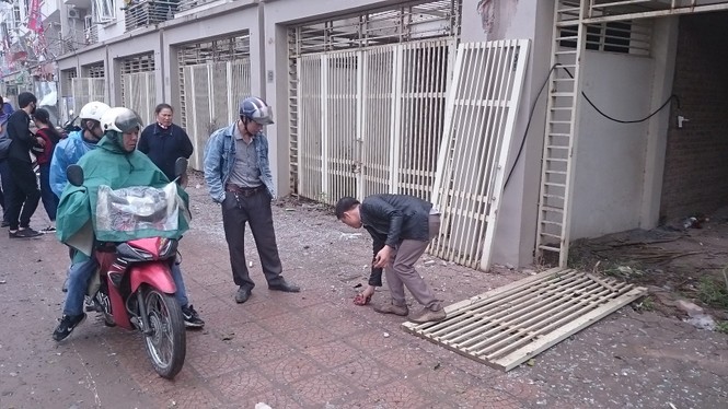 Hiện trường vụ 'nổ bom' kinh hoàng ở Hà Đông - ảnh 9