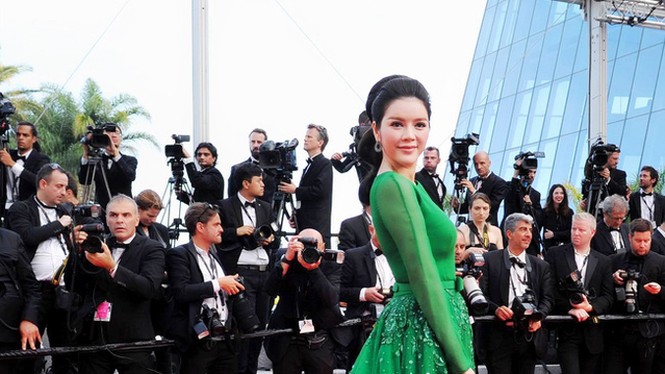 Lý Nhã Kỳ khen Angela Phương Trinh hết lời - ảnh 1