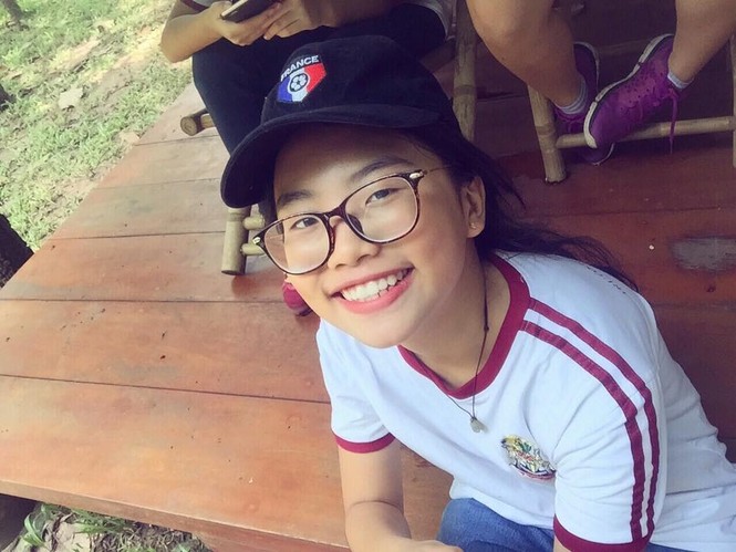 Phương Mỹ Chi diện áo dài duyên dáng như thiếu nữ - ảnh 7