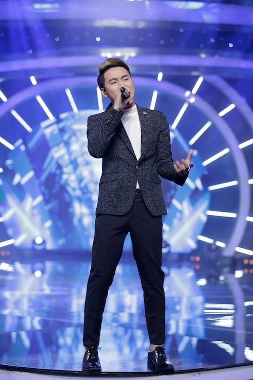 Huy Tuấn thẳng tay tát thí sinh Vietnam Idol trên sóng trực tiếp - ảnh 3