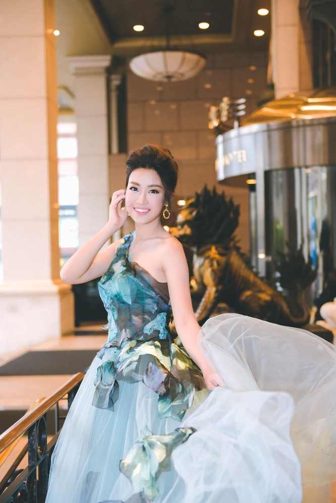 hoa hậu mỹ linh - ảnh 2