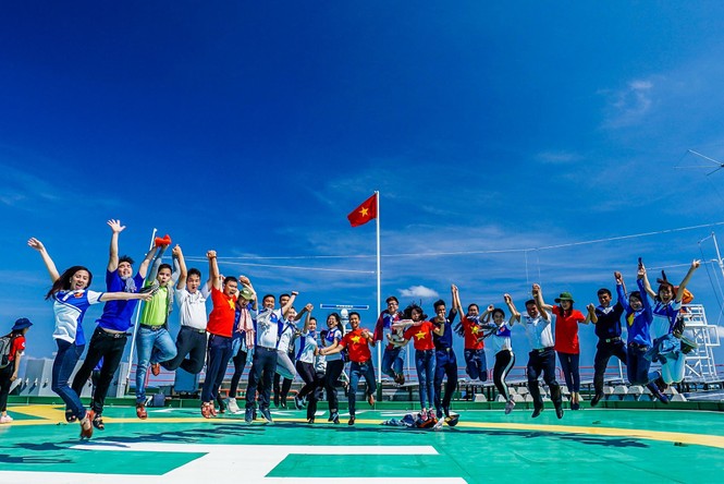 Nhật kí Trường Sa của Á khôi sinh viên Việt Nam duyên dáng 2016 - ảnh 2