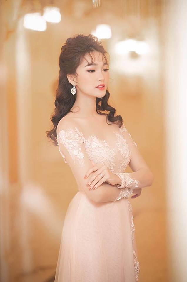 Mê mẩn ngắm top 10 HHHV - tình tin đồn của cầu thủ U23 Việt Nam - ảnh 5