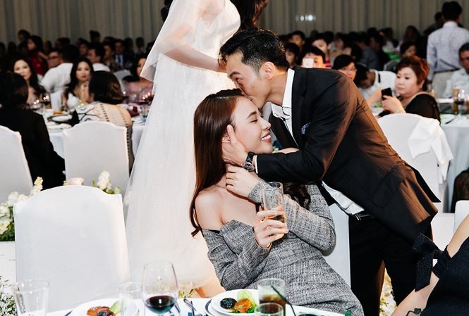 Showbiz 18/5: Bạn gái Cường Đô la gây ‘sốc’ với cằm nhọn bất thường - ảnh 5