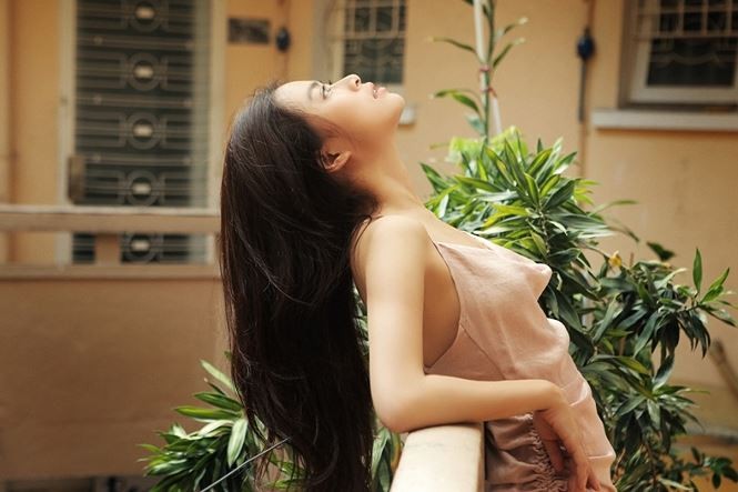 Showbiz 11/10: Diễn viên 'Căn hộ 69' bị ‘ném đá’ vì khoe ảnh phản cảm - ảnh 6