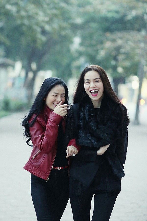 Showbiz 2/2: Hồ Quang Hiếu đăng đàn đòi nợ công khai gây ‘choáng’ - ảnh 4