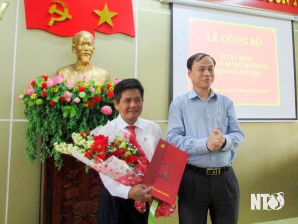 Điều động, bổ nhiệm nhân sự 5 địa phương - ảnh 4