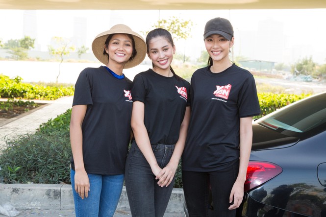 Hoa hậu Tiểu Vy cùng dàn mỹ nhân hưởng ứng 'Thử thách dọn rác' - ảnh 10