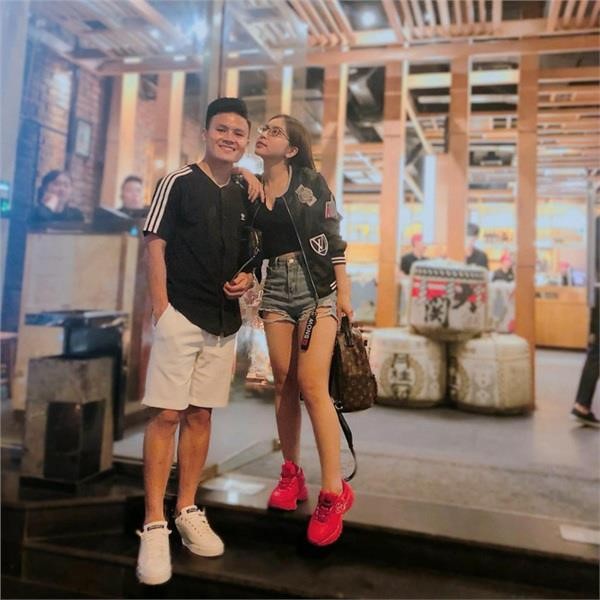 Showbiz 12/4: Bạn gái hotgirl gửi lời chúc sinh nhật ngọt ngào tới Quang Hải - ảnh 1