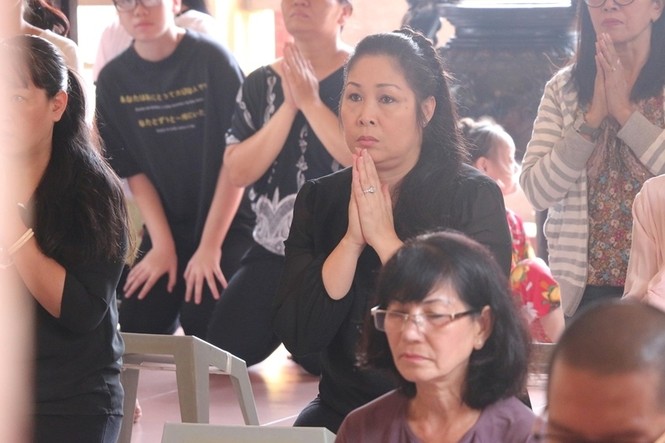 Showbiz 16/5: Phản ứng của MC Thảo Vân khi con trai thông báo điểm thi học kì - ảnh 4