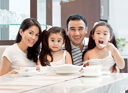 Showbiz 22/5: Maya nói về cảnh nóng sau khi ‘Vợ Ba’ dừng chiếu - ảnh 1