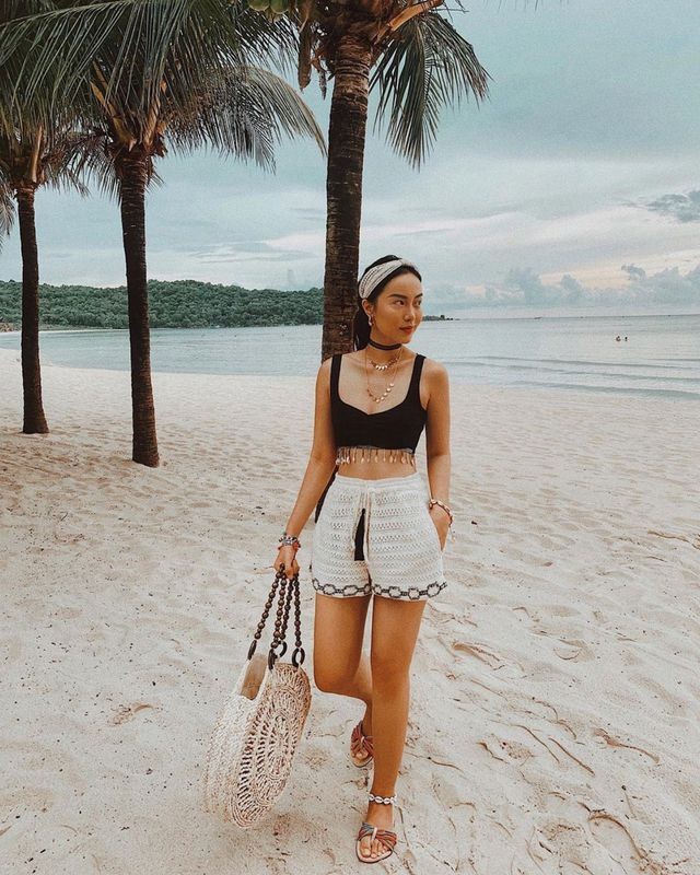 Hot girl Việt đua nhau khoe dáng nóng bỏng trên bãi biển mùa hè - ảnh 14