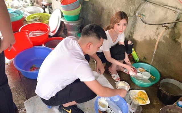 Những hot girl bất ngờ nổi tiếng với vài khoảnh khắc xuất thần - ảnh 6
