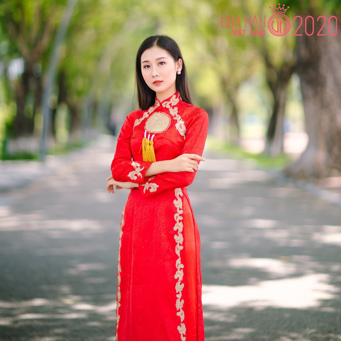 Nhan sắc gây mê của Á khôi Đại học Huế dự thi Hoa hậu Việt Nam 2020 - ảnh 2