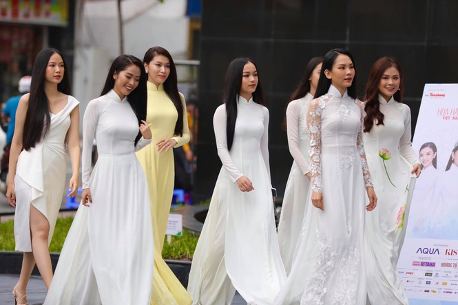 Ban giám khảo Hoa hậu Việt Nam 2020 chia sẻ cảm tưởng trước khi bước vào Sơ khảo - ảnh 2
