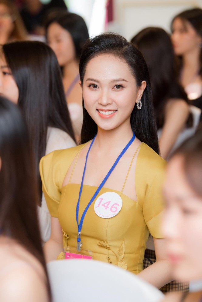 Sắc vóc đẹp hút hồn của các người đẹp xứ Nghệ lọt Bán kết Hoa hậu Việt Nam 2020 - ảnh 8