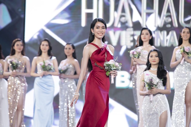 Ngắm nhan sắc 35 thí sinh vào Chung kết Hoa hậu Việt Nam 2020 - ảnh 19
