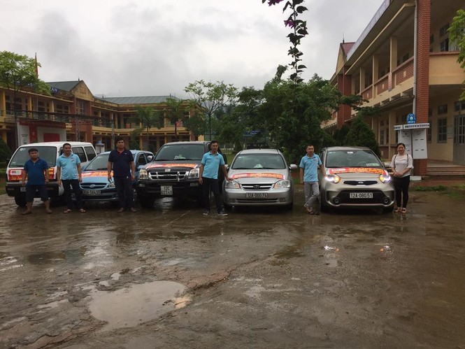 Hỗ trợ tiền, phương tiện cho thí sinh nghèo, dân tộc thiểu số - ảnh 3
