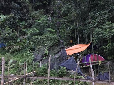 'Nhà ngoại cảm' tuyên bố có 3 tấn vàng trong hang là ai? - ảnh 2