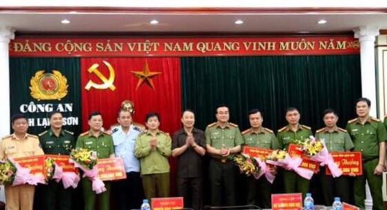 vận chuyển 26 bánh ma túy - ảnh 1