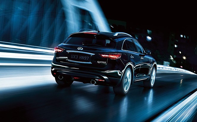 Mẫu QX70