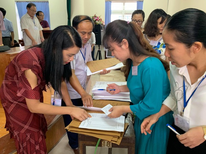 Đề Ngoại ngữ dễ thở, nhiều thí sinh thở phào tự tin đạt 8 điểm - ảnh 46