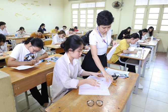 Bộ GD&ĐT họp báo nóng thi THPT 2019: Chưa thấy gian lận có tổ chức - ảnh 31