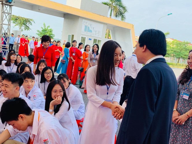 Sáng 5/9, hơn 22 triệu học sinh cả nước hân hoan đón ngày khai giảng - ảnh 27