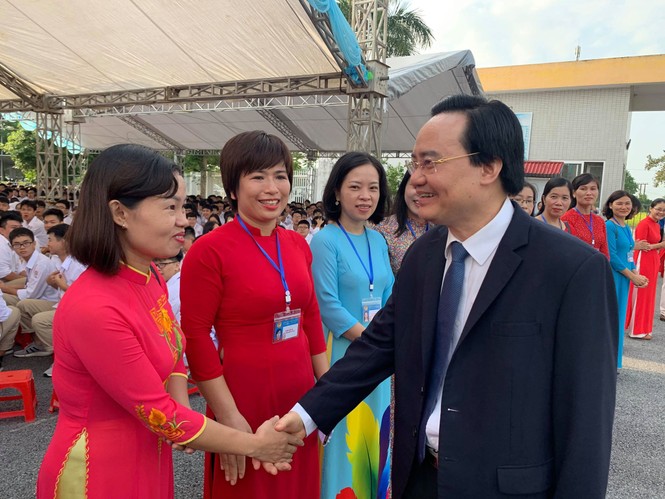 Sáng 5/9, hơn 22 triệu học sinh cả nước hân hoan đón ngày khai giảng - ảnh 28