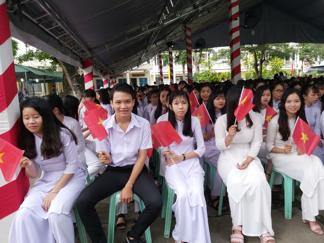Sáng 5/9, hơn 22 triệu học sinh cả nước hân hoan đón ngày khai giảng - ảnh 38