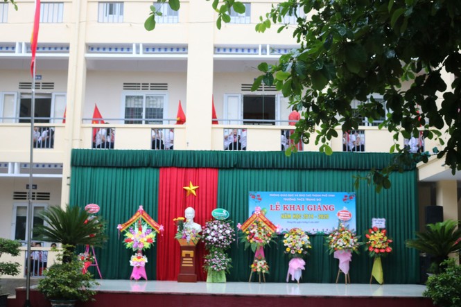 Sáng 5/9, hơn 22 triệu học sinh cả nước hân hoan đón ngày khai giảng - ảnh 15
