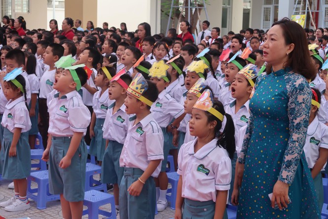 Sáng 5/9, hơn 22 triệu học sinh cả nước hân hoan đón ngày khai giảng - ảnh 44