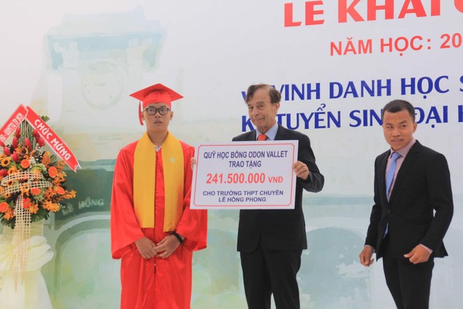 Sáng 5/9, hơn 22 triệu học sinh cả nước hân hoan đón ngày khai giảng - ảnh 45