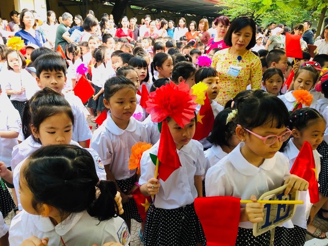 Sáng 5/9, hơn 22 triệu học sinh cả nước hân hoan đón ngày khai giảng - ảnh 30