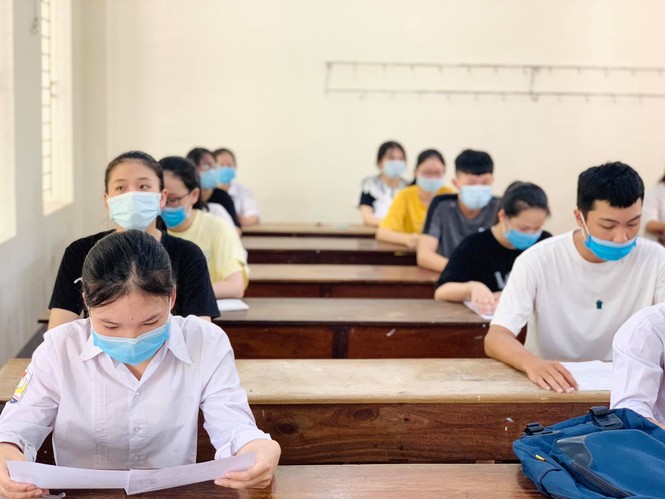 Gần 900.000 sỹ tử chính thức vượt vũ môn: Cập nhật giải đề môn Ngữ Văn THPT - ảnh 70
