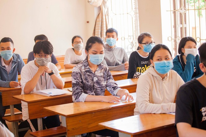 Gần 900.000 sỹ tử chính thức vượt vũ môn: Cập nhật giải đề môn Ngữ Văn THPT - ảnh 39