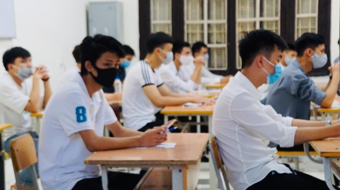 Gần 900.000 sỹ tử chính thức vượt vũ môn: Cập nhật giải đề môn Ngữ Văn THPT - ảnh 51