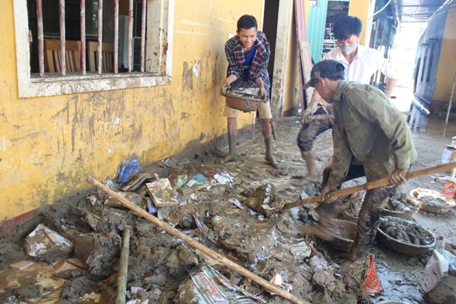 Giáo viên, học sinh vùng cao