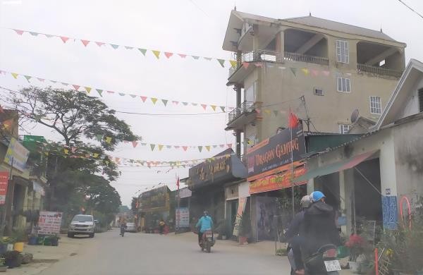 Hàng trăm cảnh sát bao vây ổ bạc bên bờ sông Lam - ảnh 1