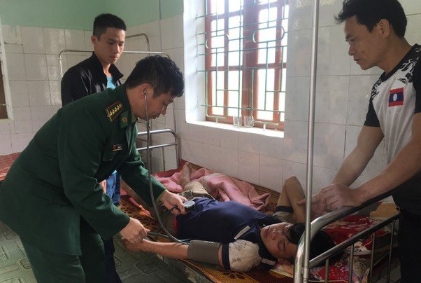 Mâu thuẫn với vợ, chồng ăn lá ngon tự tử - ảnh 1
