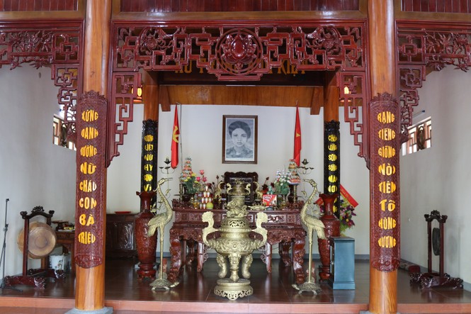 Những kỷ vật cuộc đời, sự nghiệp cách mạng của Nguyễn Thị Minh Khai tại nhà lưu niệm - ảnh 1