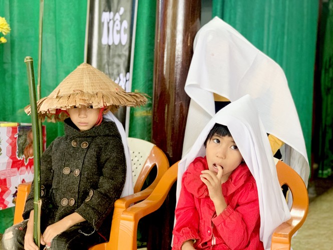 Vietship Shipwreck 01: Pain in a poor neighborhood while mourning - photo 2