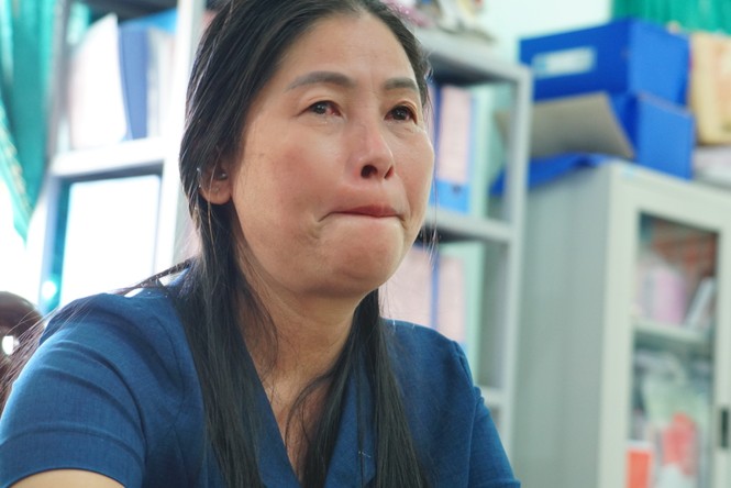 Chuyện những nữ giáo viên lội lũ cứu đồ dùng học sinh - ảnh 3