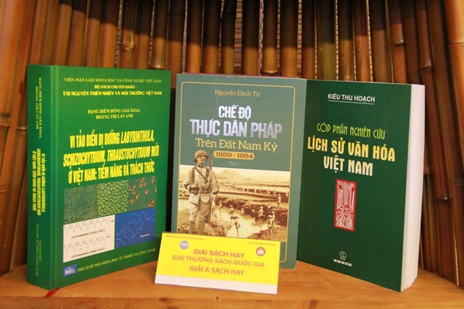 Trao giải thưởng Sách Quốc gia: Tác giả 97 tuổi đạt giải A sách hay - ảnh 2