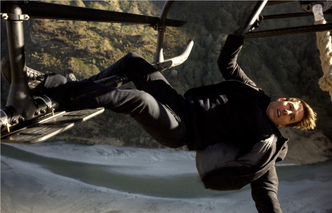 Những hình ảnh 'điên rồ' của Tom Cruise trong Nhiệm vụ bất khả thi 6 - ảnh 1