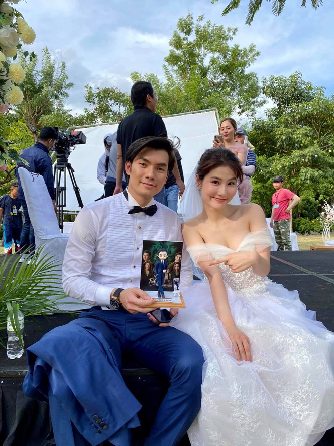 Lộ hình ảnh hậu trường ngọt ngào tập cuối ‘Tình yêu và tham vọng’ - ảnh 4 Lộ hình ảnh hậu trường ngọt ngào tập cuối ‘Tình yêu và tham vọng’ - ảnh 4