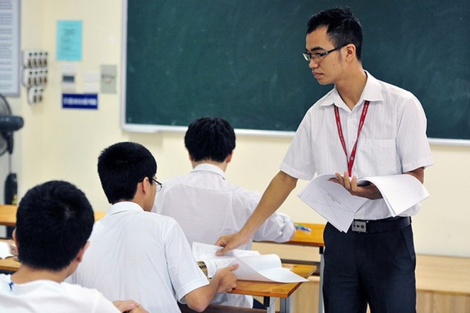 TS Sái Công Hồng hướng dẫn học sinh ôn tập THPT quốc gia 2020 - ảnh 1