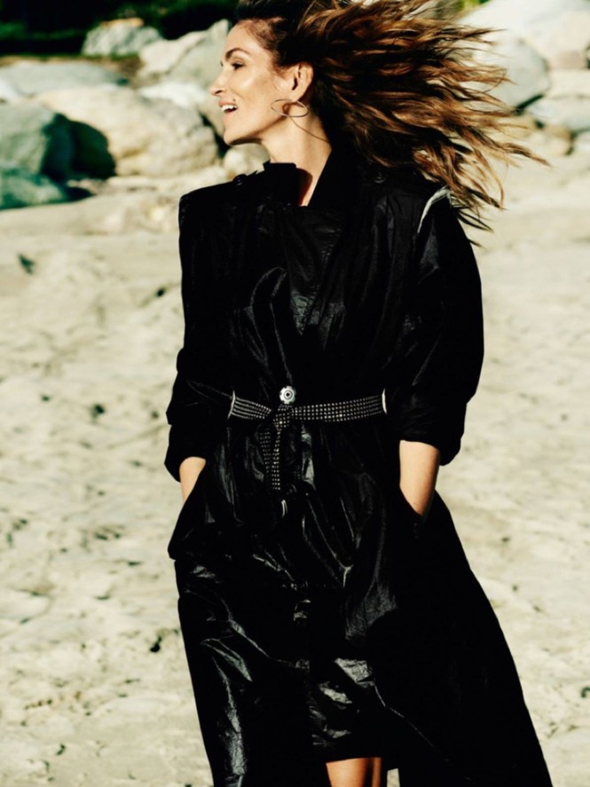Dáng vóc hoàn hảo của Cindy Crawford và con gái cưng - ảnh 13
