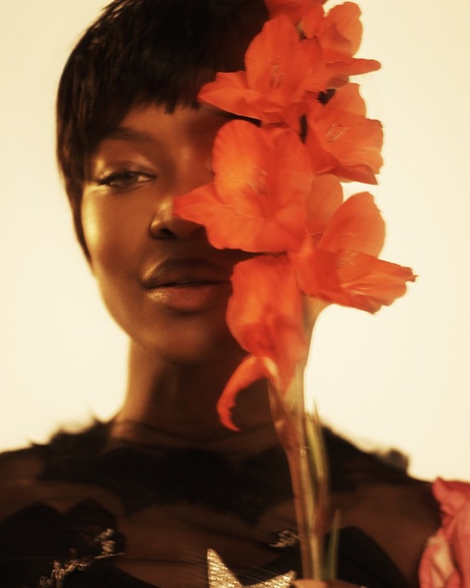 Naomi Campbell - ảnh 7